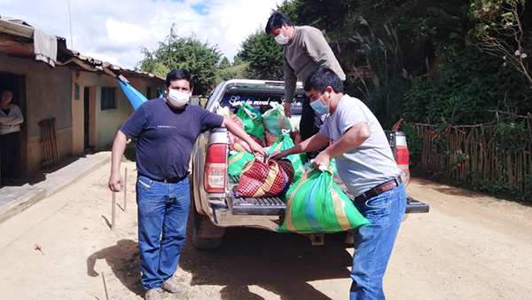 �׺�ͭҵΪ�������1400����ͥ�ṩʳ��Ԯ��