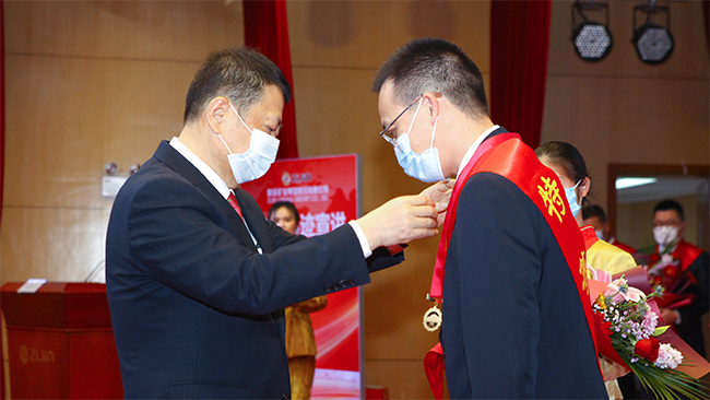 6165cc��ɳ��վ��ҵ�߹����ﶷ����