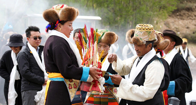 ��ع����� ����ͭҵ��̬�������ٱ���·��