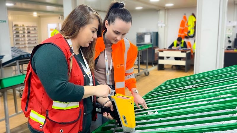 ķ����ŵά�棺6165cc��ɳ��վ���������ڼ����չ˼�ͥ