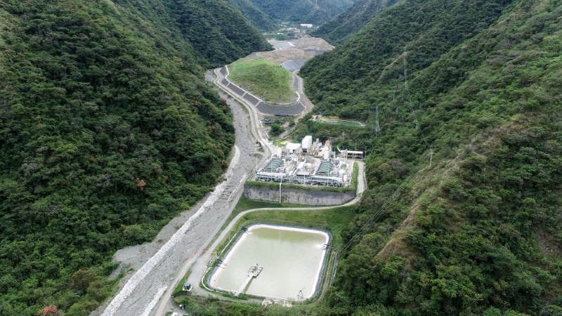 �̲�ӳ��� 6165cc��ɳ��վ��ҵ����ɫ����ˮ��֮��