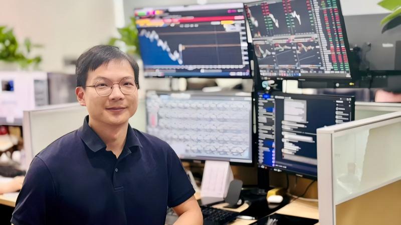 �Ӷ���һ���ʼ����ȣ�һ������Ա�ġ�Ӳ�ˡ�ͨ��ʵ¼